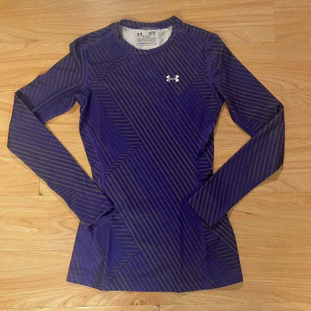 UnderArmour Fitted Cold Gear Women’s Long Sleeve Top XS - Picture 2 of 5
